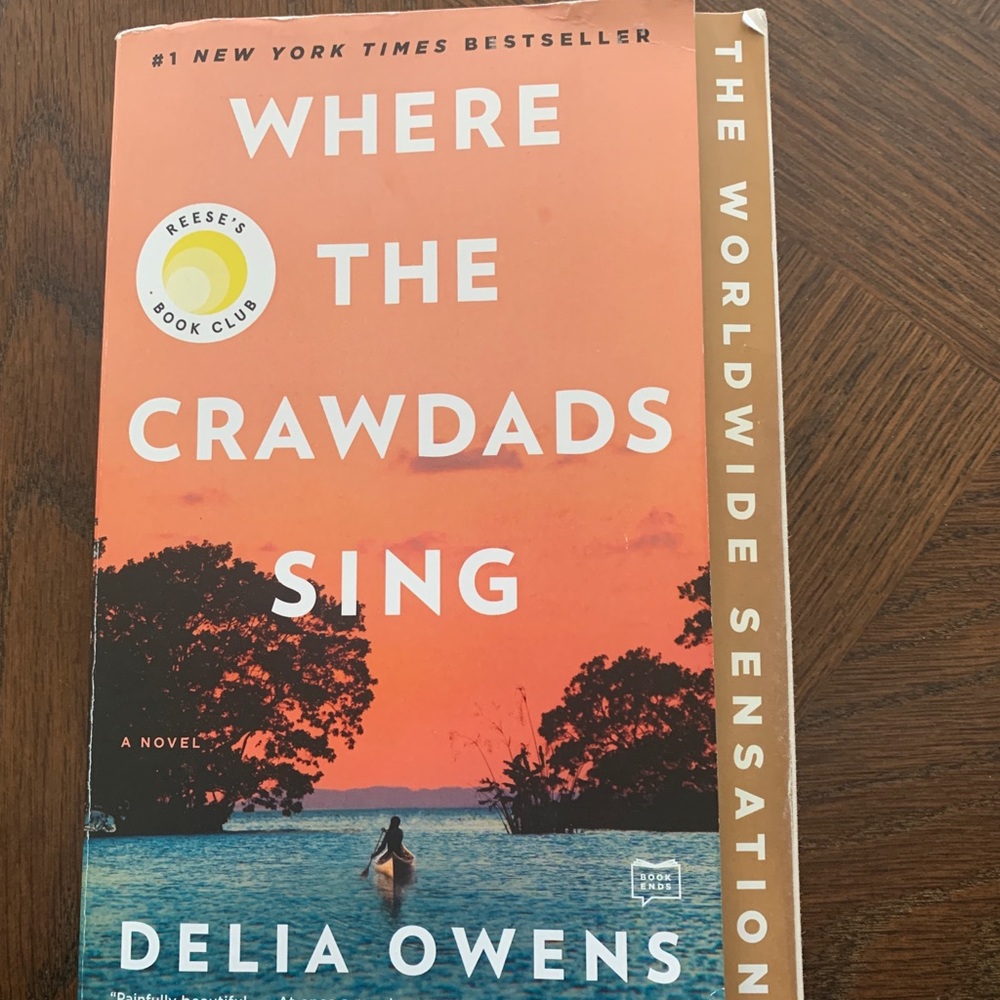 🦋paperback Where the Crawdads sing